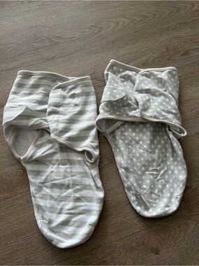 SwaddleMe swaddles